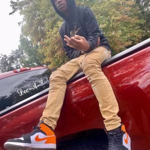 Meet your Posher, Dillion